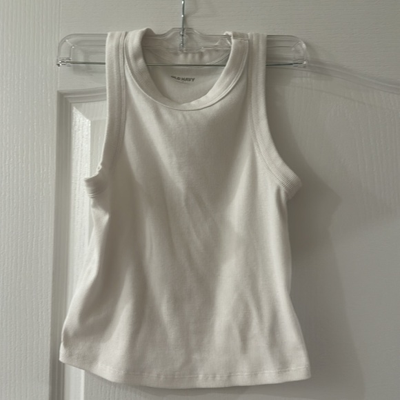 White Snug crop tank top - Picture 3 of 5